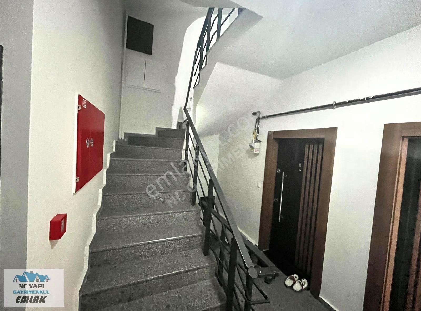 Ümraniye Dudulluda Meydana Ve Metroya Yakın 2+1 Sıfır Daire - Görsel 14