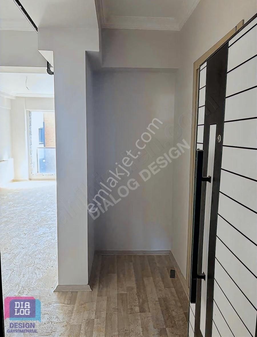 Seyrek'te Ünv. Yakın 50 M2 Ara Kat Satılık Daire - Görsel 2