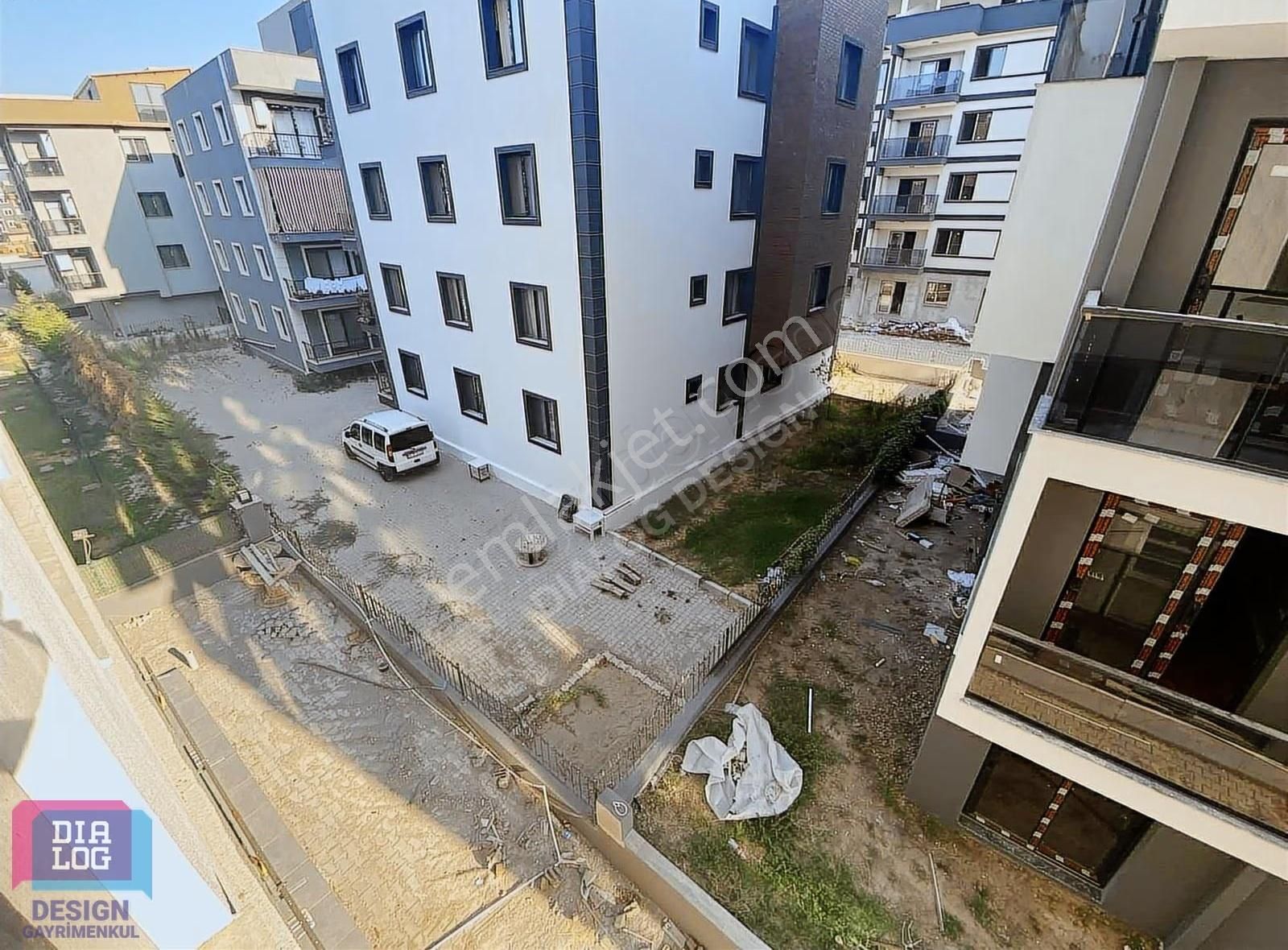 Seyrek'te Ünv. Yakın 50 M2 Ara Kat Satılık Daire - Görsel 3