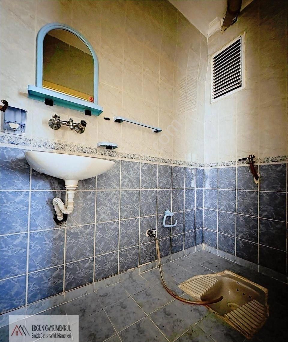 Ergünden Merkezi Konumda, Ankastreli Ve Doğalgazlı 3+1 Daire - Görsel 29