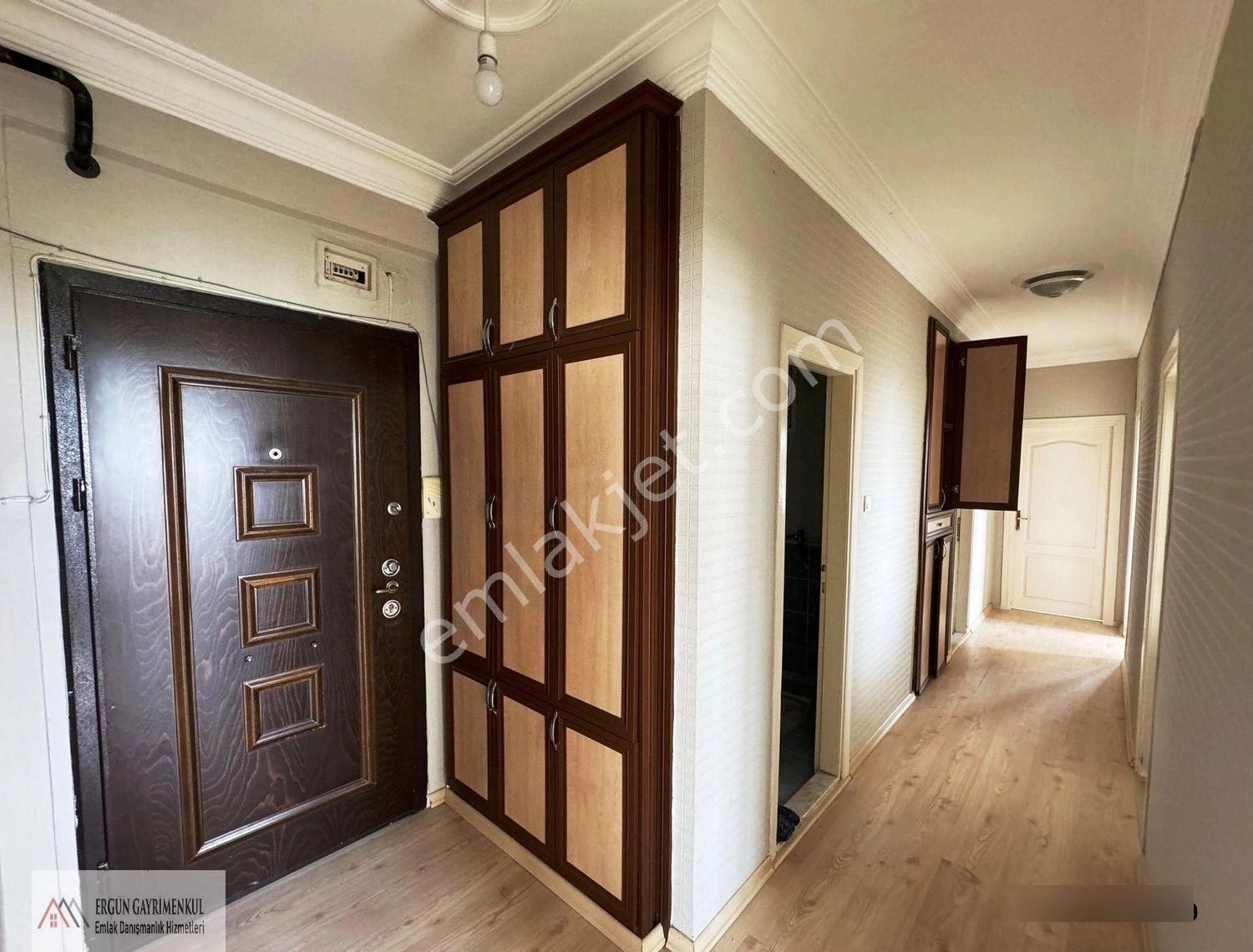 Ergünden Merkezi Konumda, Ankastreli Ve Doğalgazlı 3+1 Daire - Görsel 4