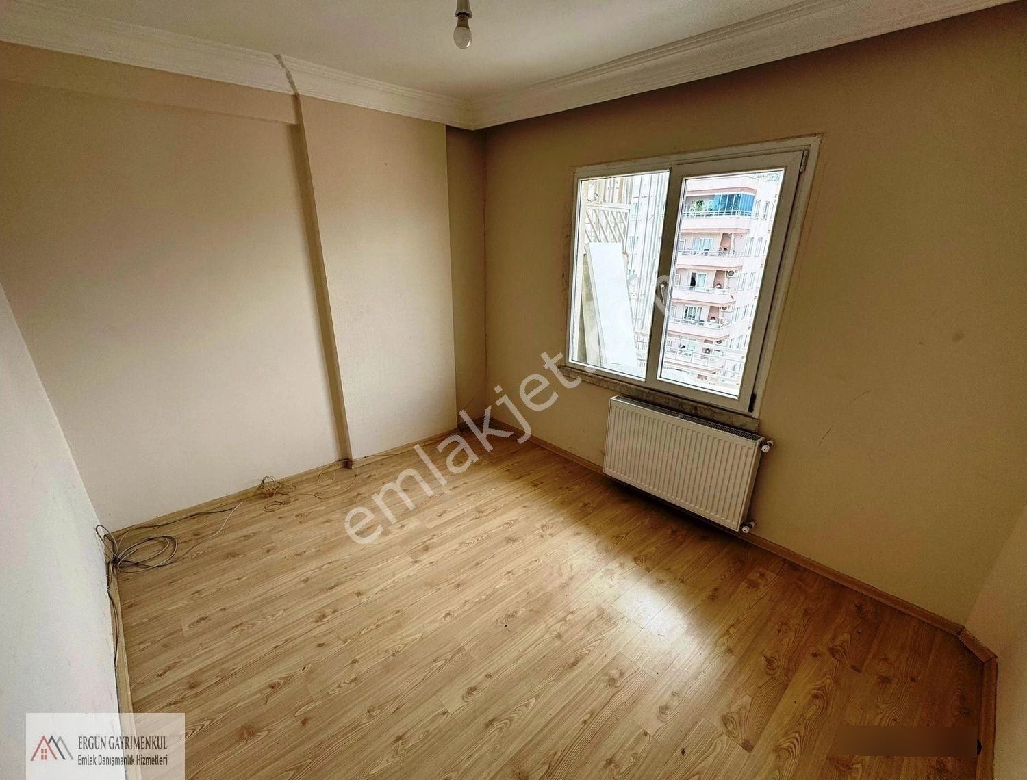 Ergünden Merkezi Konumda, Ankastreli Ve Doğalgazlı 3+1 Daire - Görsel 30