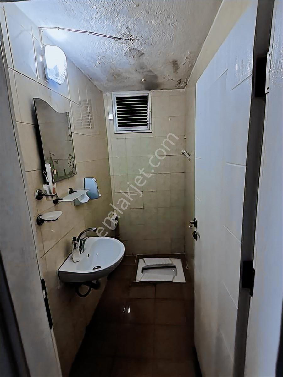 Bahçelievler De Satılık Daire - Görsel 5