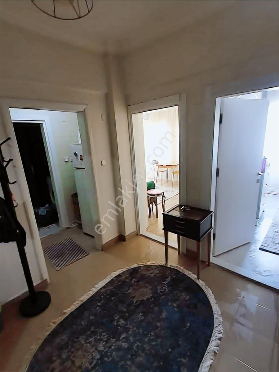 Bahçelievler De Satılık Daire - Görsel 3