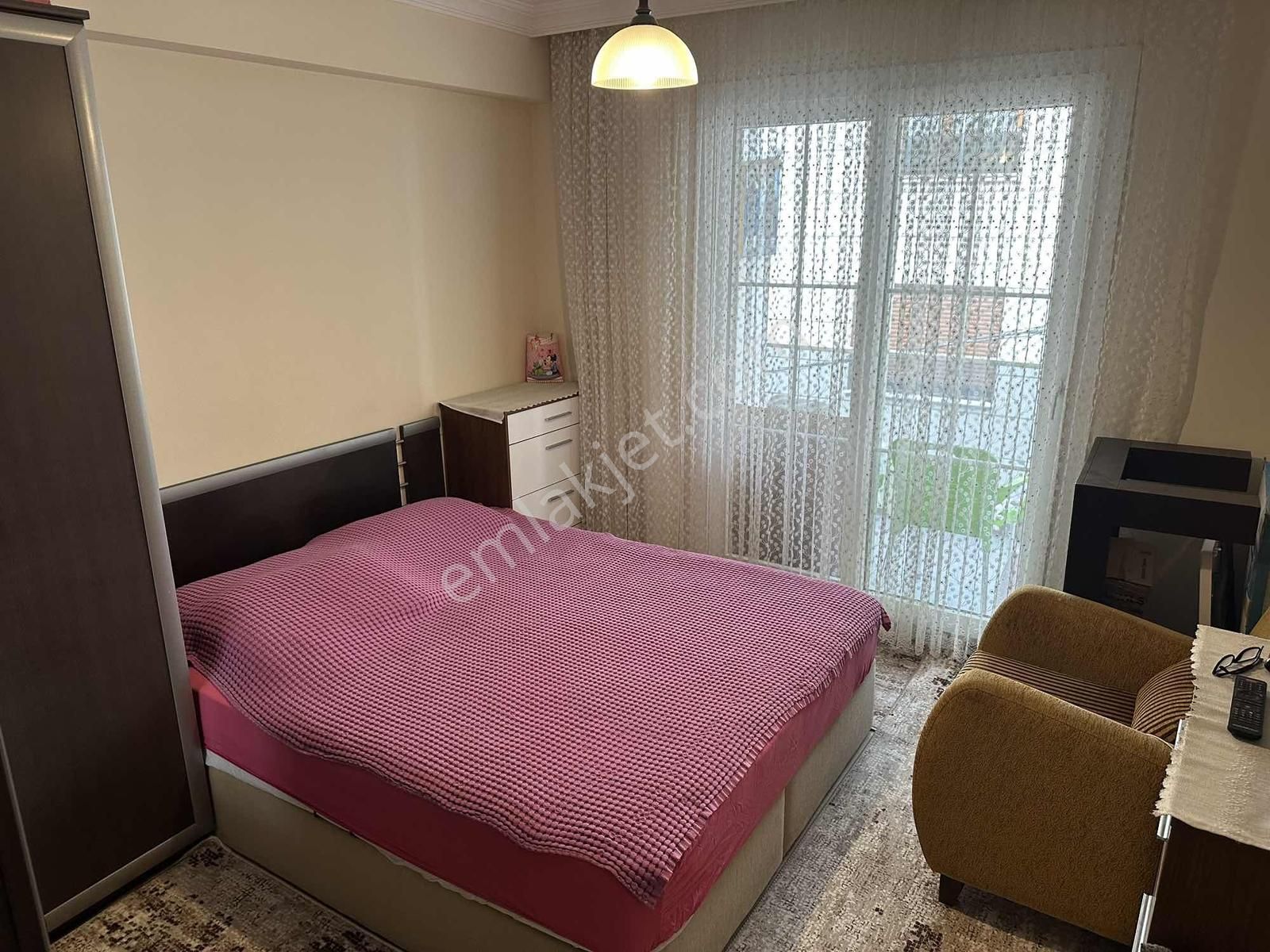 Demetten 6 Yıllık Arakat Doğalgazlı Balkonlu Asansörlü Satılık. - Görsel 8