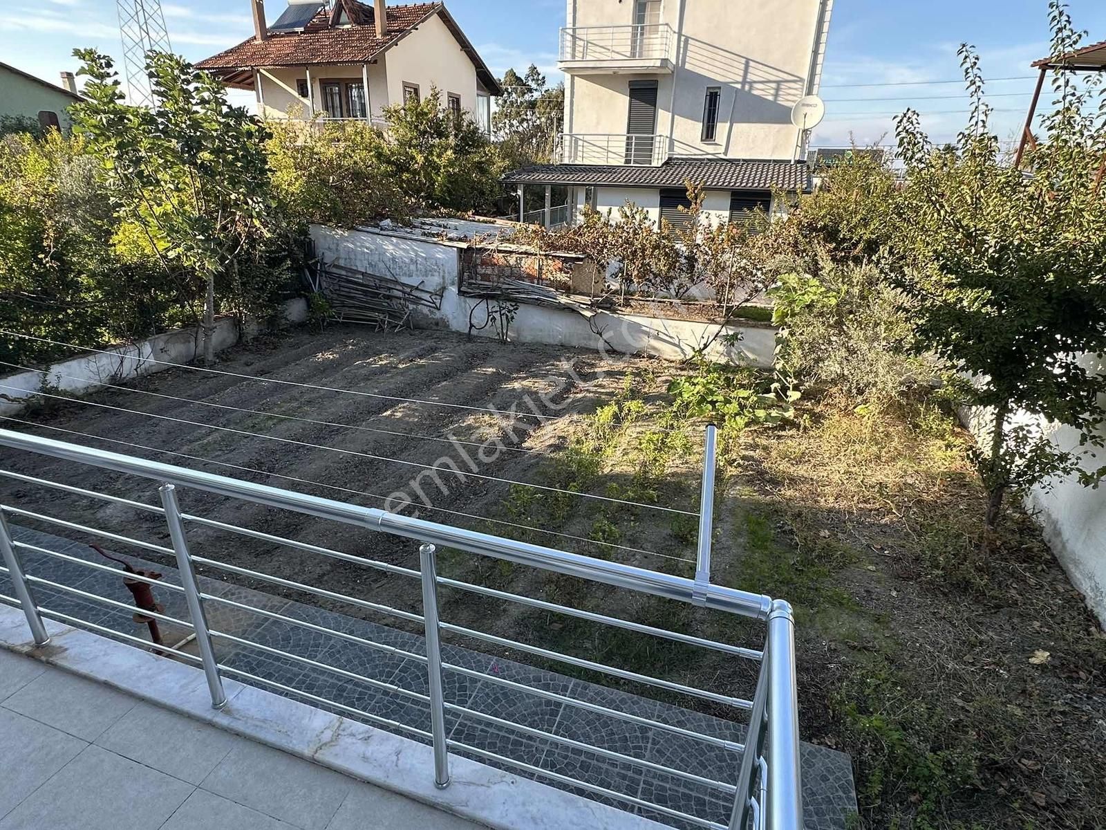 Muhteşem Konumda Sahile 50mt 4+1 Triplex Satılık Villa. - Görsel 22