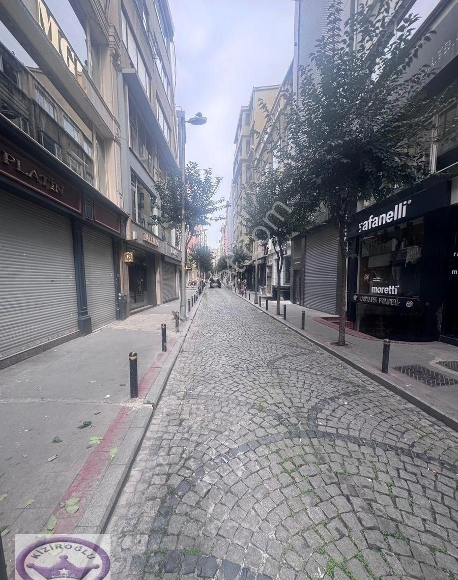 Çok Acele! Osmanbey Metroya Komşu Asansörlü 96m2 Ofis Daire Fırsatı - Görsel 34