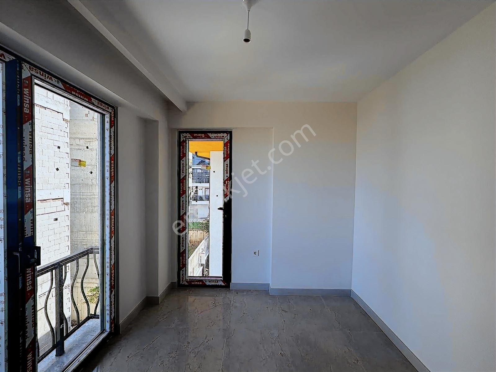 Gemlik Kurşunlu'da 2+1 Havuz Ve Deniz Manzaralı Lüks Daire - Görsel 30