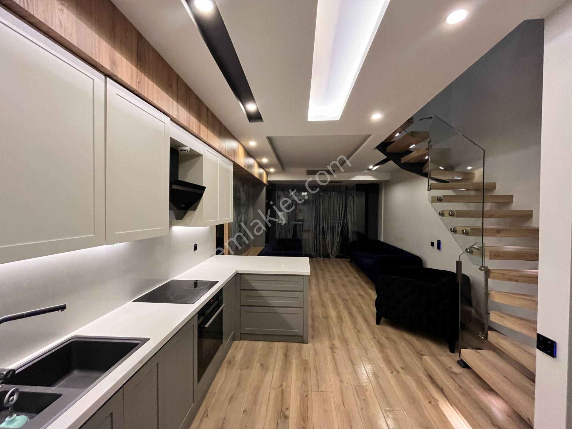 Güzeloba 'da Yerden Isıtmalı, Müstakil Havuzlu Lüks Villa