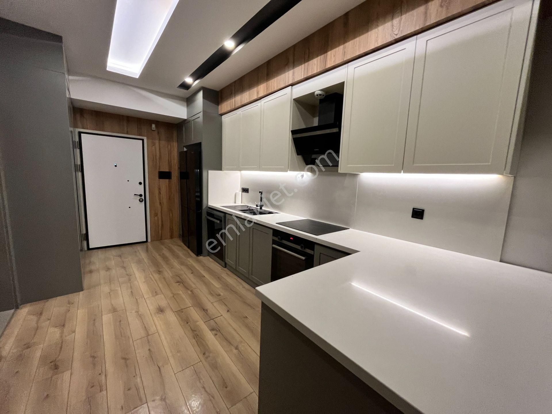 Güzeloba 'da Yerden Isıtmalı, Müstakil Havuzlu Lüks Villa - Görsel 3