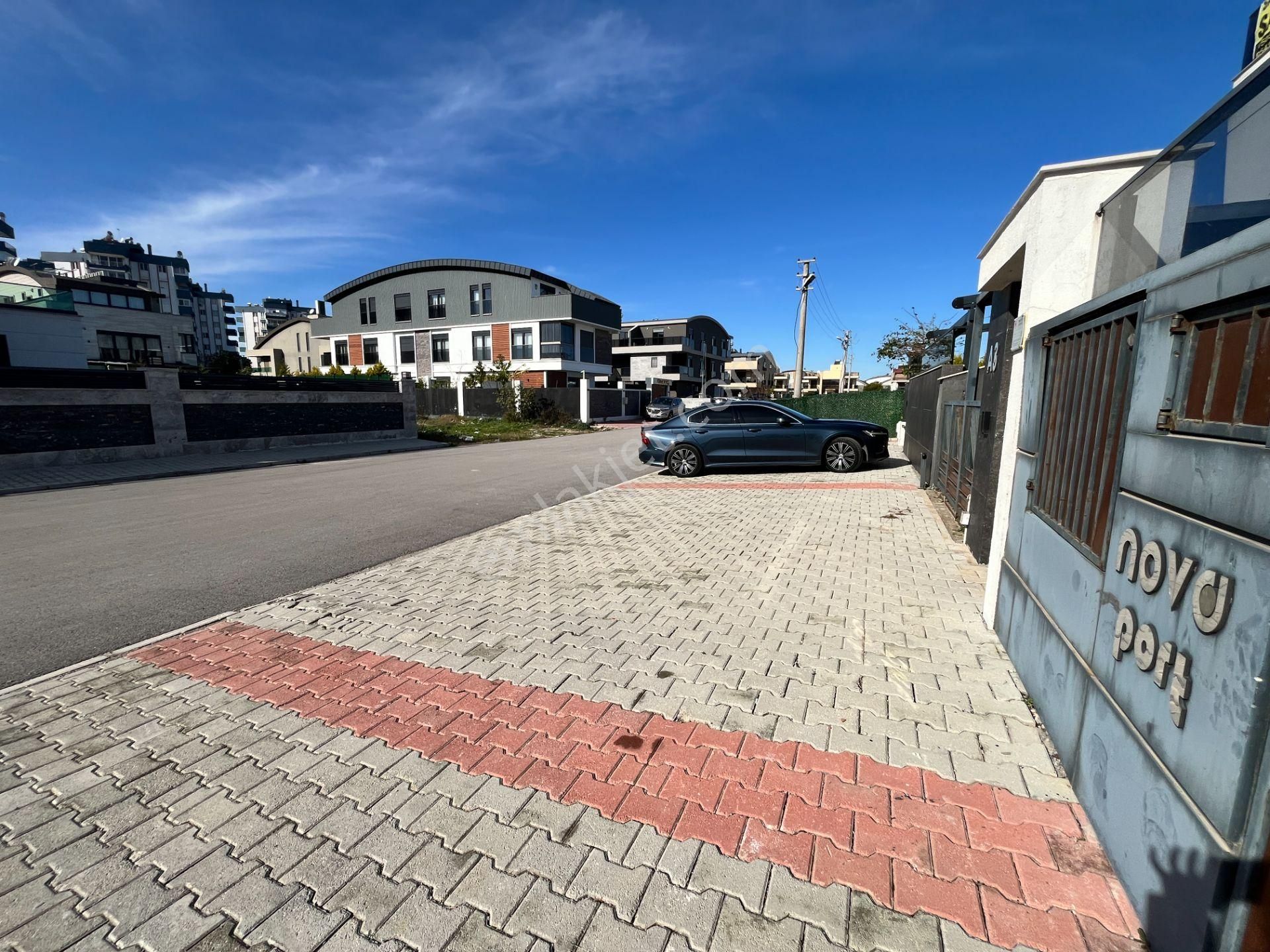 Güzeloba 'da Yerden Isıtmalı, Müstakil Havuzlu Lüks Villa - Görsel 34