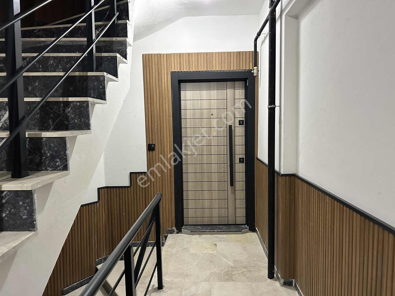 Yasemin Taksi Yakını Katta 2+1 Sıfır Ayrı Mutfak Ayrı Wc - Görsel 22