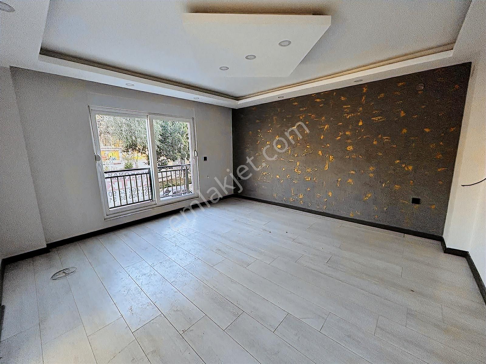 Yasemin Taksi Yakını Katta 2+1 Sıfır Ayrı Mutfak Ayrı Wc - Görsel 3