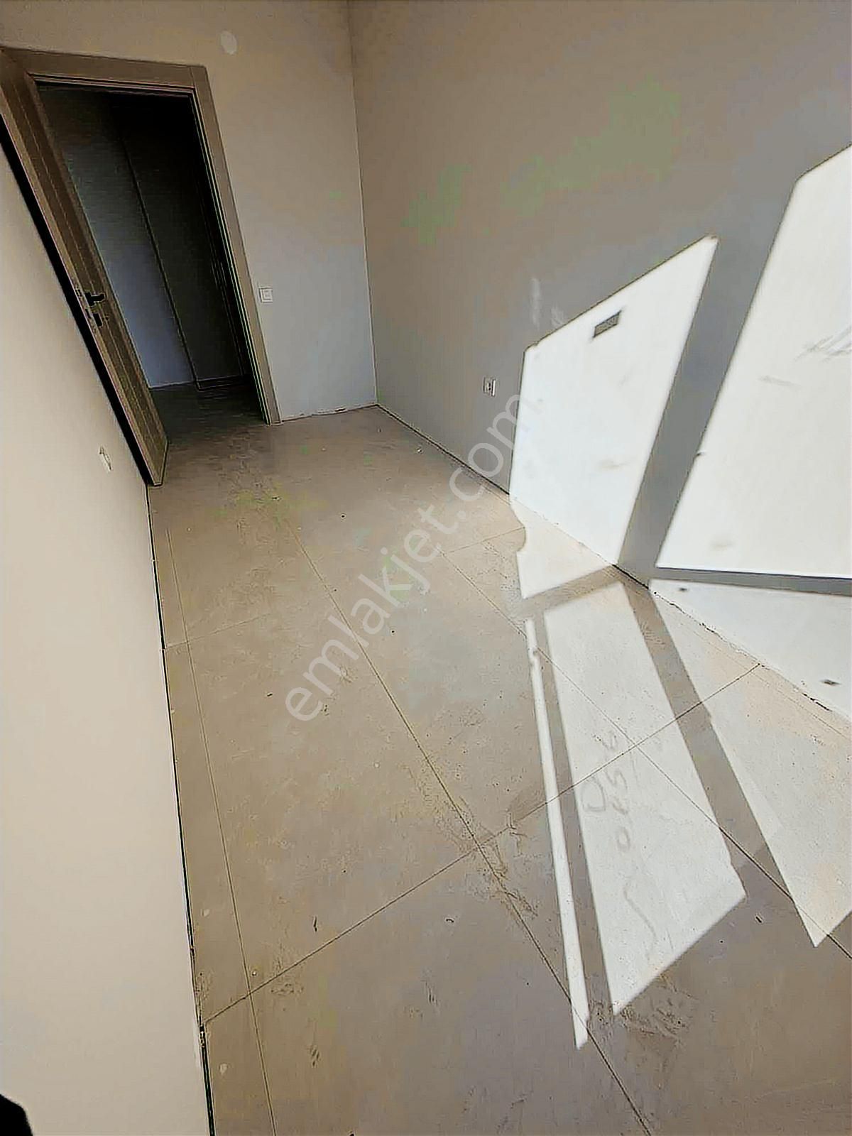 Göçerler De Kiralık 3+1 Site İçi Daire Ebeveyn Banyolu Havuzlu - Görsel 21