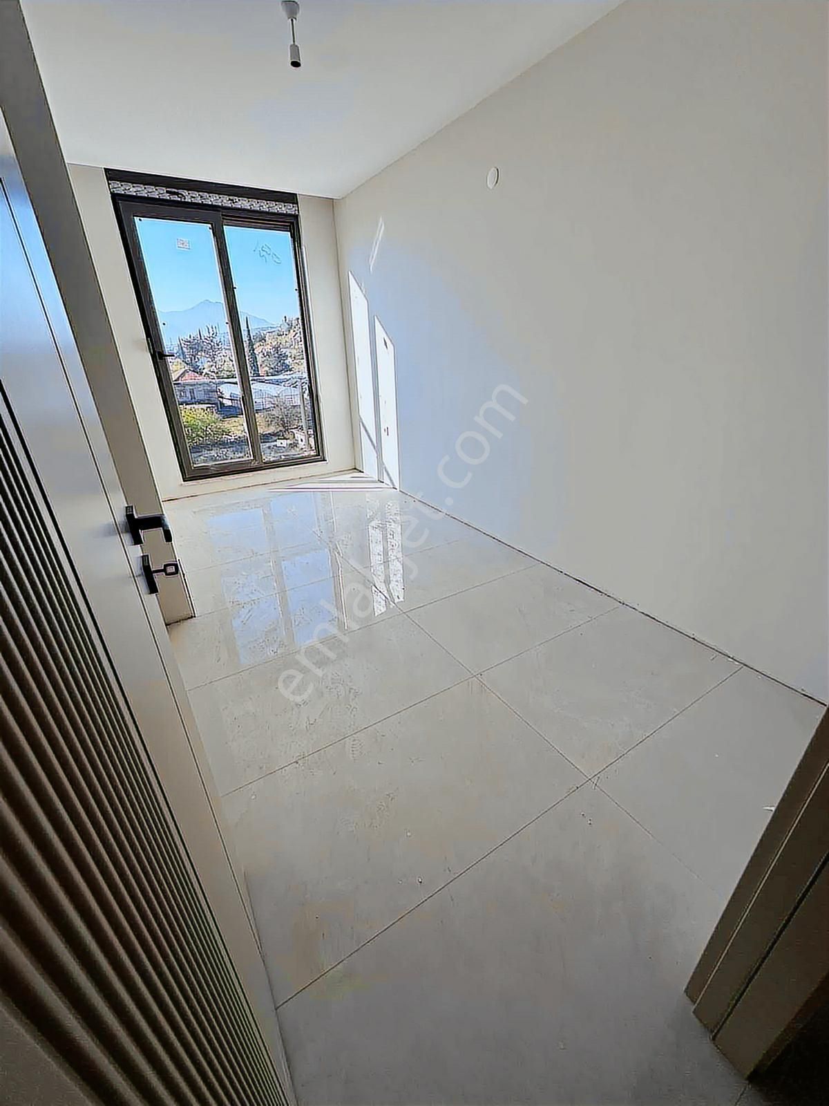 Göçerler De Kiralık 3+1 Site İçi Daire Ebeveyn Banyolu Havuzlu - Görsel 7