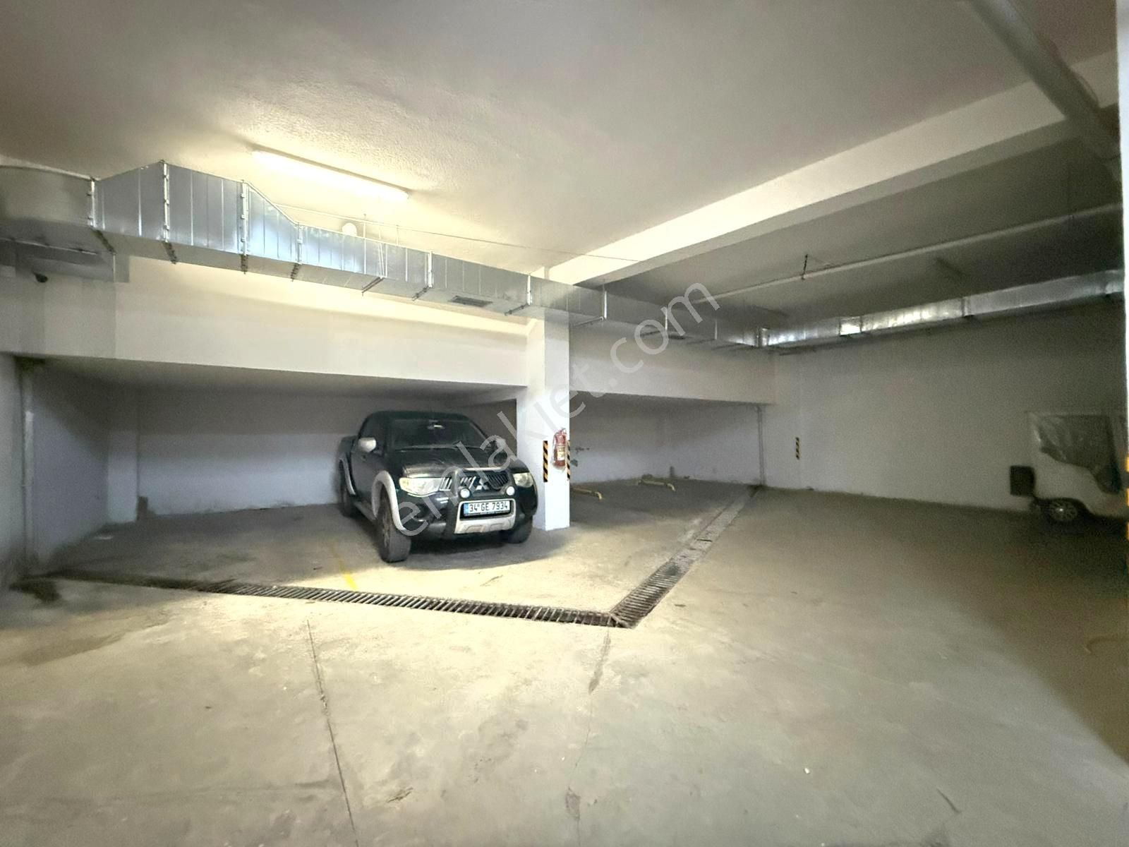 Turyap'tan Suadiye'de Bağdat Cad. Yakını Balkonlu 120m2 3+1 - Görsel 15
