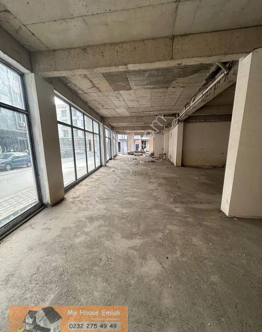 İzmir Buca Yaylacıkta Kiralık Köşe Dükkan - Görsel 2