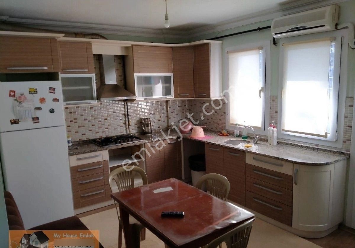 Buca Yenigün Mahallesi Çalışan İçin Eşyalı Doğalgazlı Kiralık Oda - Görsel 5
