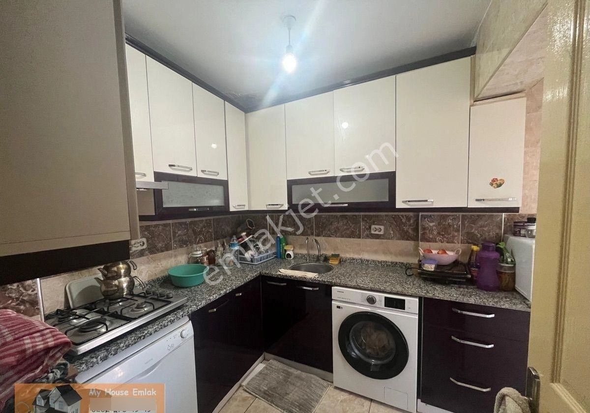 İzmir’in Her Semtine Ulaşım Konak Zeytinlik Satılık Geniş 2+1 100 M2 - Görsel 3