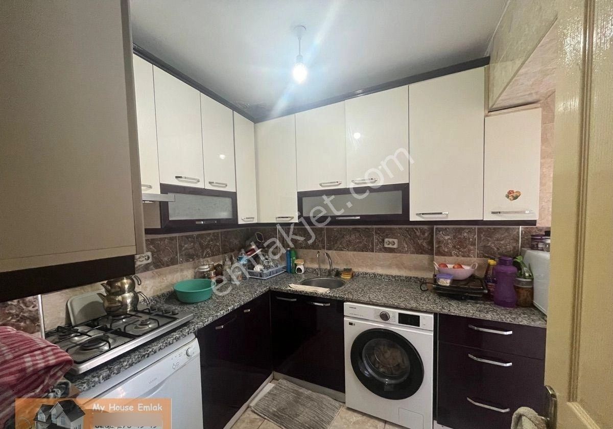 İzmir’in Her Semtine Ulaşım Konak Zeytinlik Satılık Geniş 2+1 100 M2 - Görsel 15