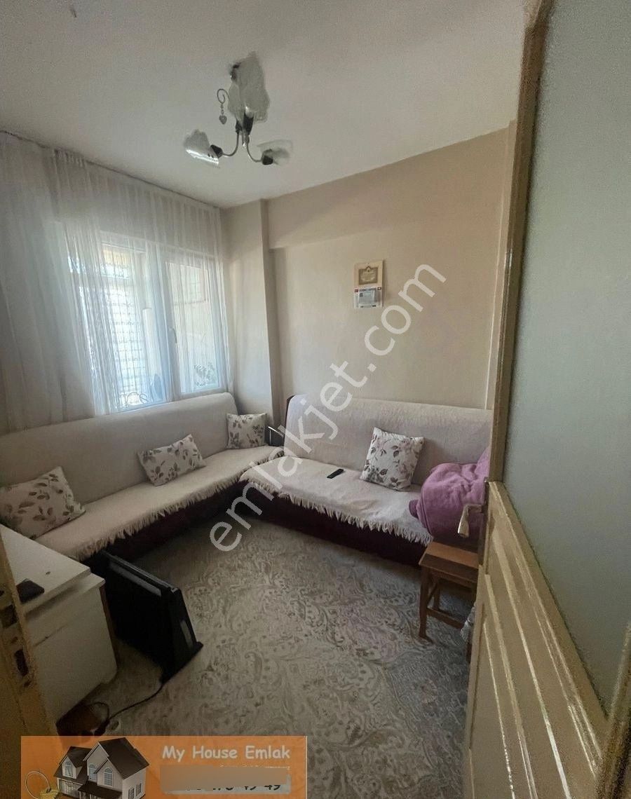 İzmir’in Her Semtine Ulaşım Konak Zeytinlik Satılık Geniş 2+1 100 M2 - Görsel 6