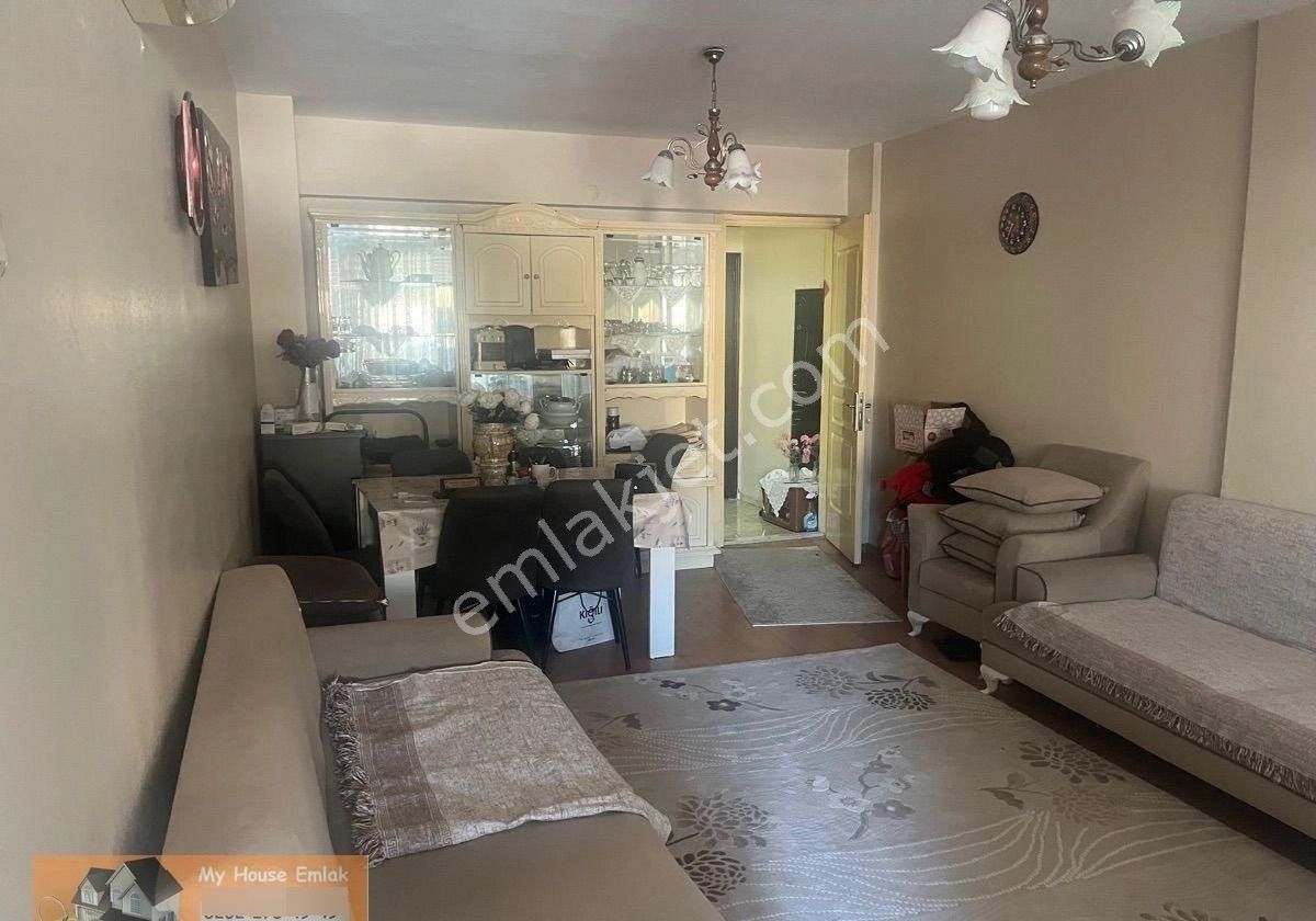 İzmir’in Her Semtine Ulaşım Konak Zeytinlik Satılık Geniş 2+1 100 M2 - Görsel 9