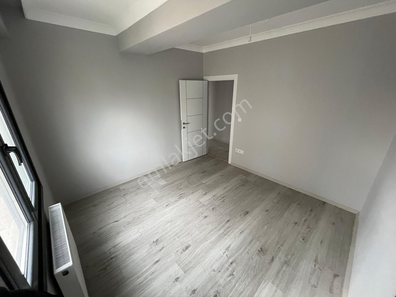 Utkudan Pendik Sahil Yolunda Kapanmaz Deniz Manzaralı Sıfır 2+1 - Görsel 29