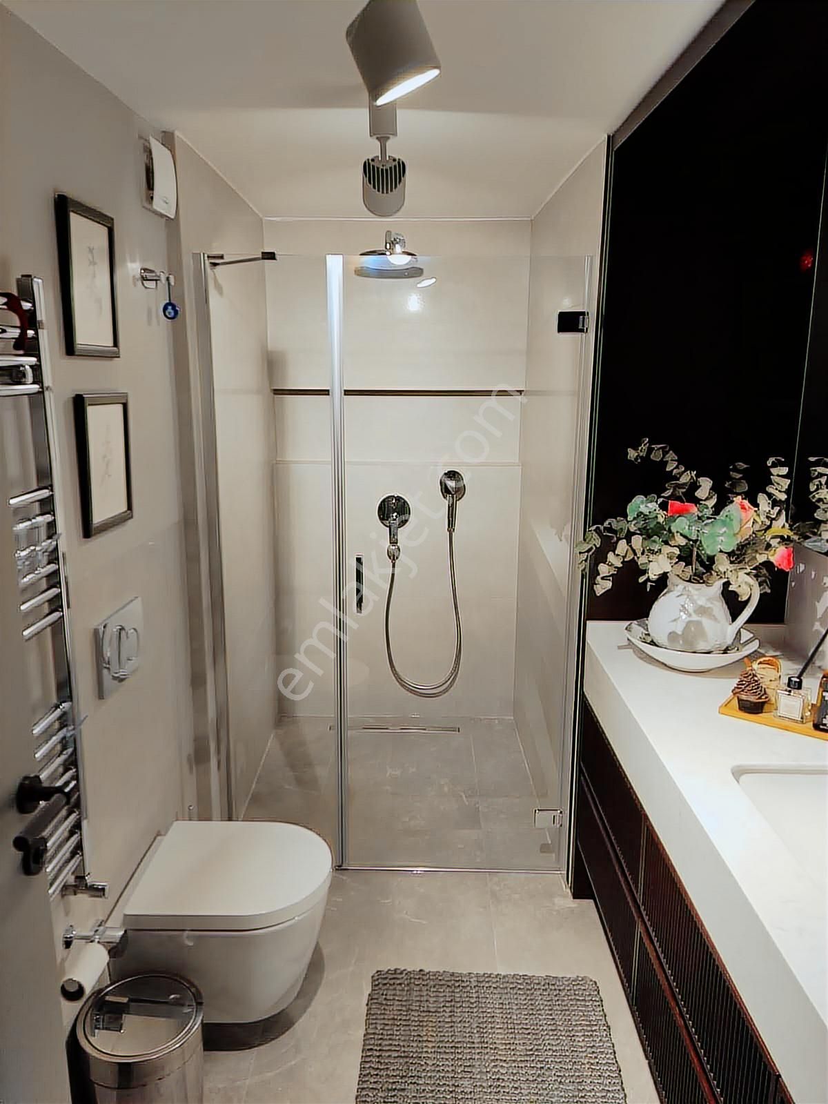 Erenköyde 120m2 Mimari Dekorlu 3 Balkonlu Ultra Lüks 3,5+1 Daire - Görsel 18