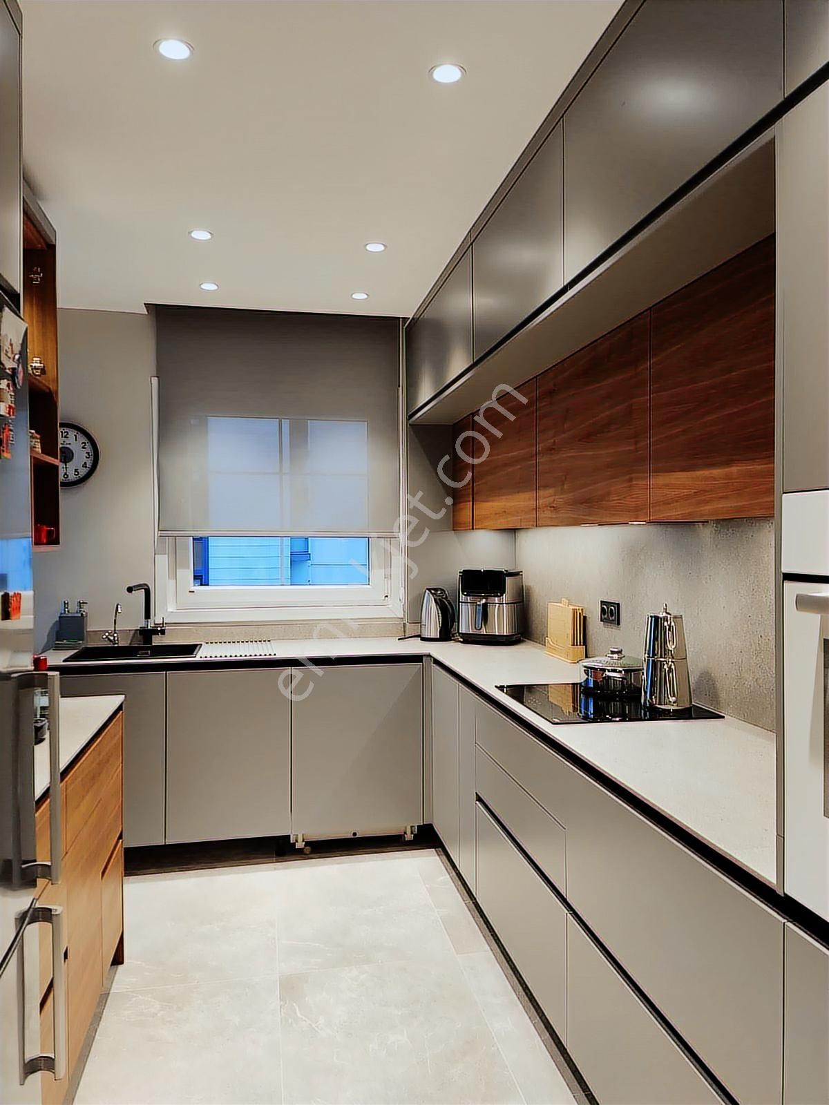 Erenköyde 120m2 Mimari Dekorlu 3 Balkonlu Ultra Lüks 3,5+1 Daire - Görsel 9