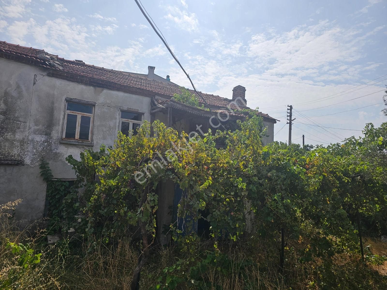 Kozak Çamavlu'da Tek Bahçede 2 Ev (388 M2) - Görsel 2