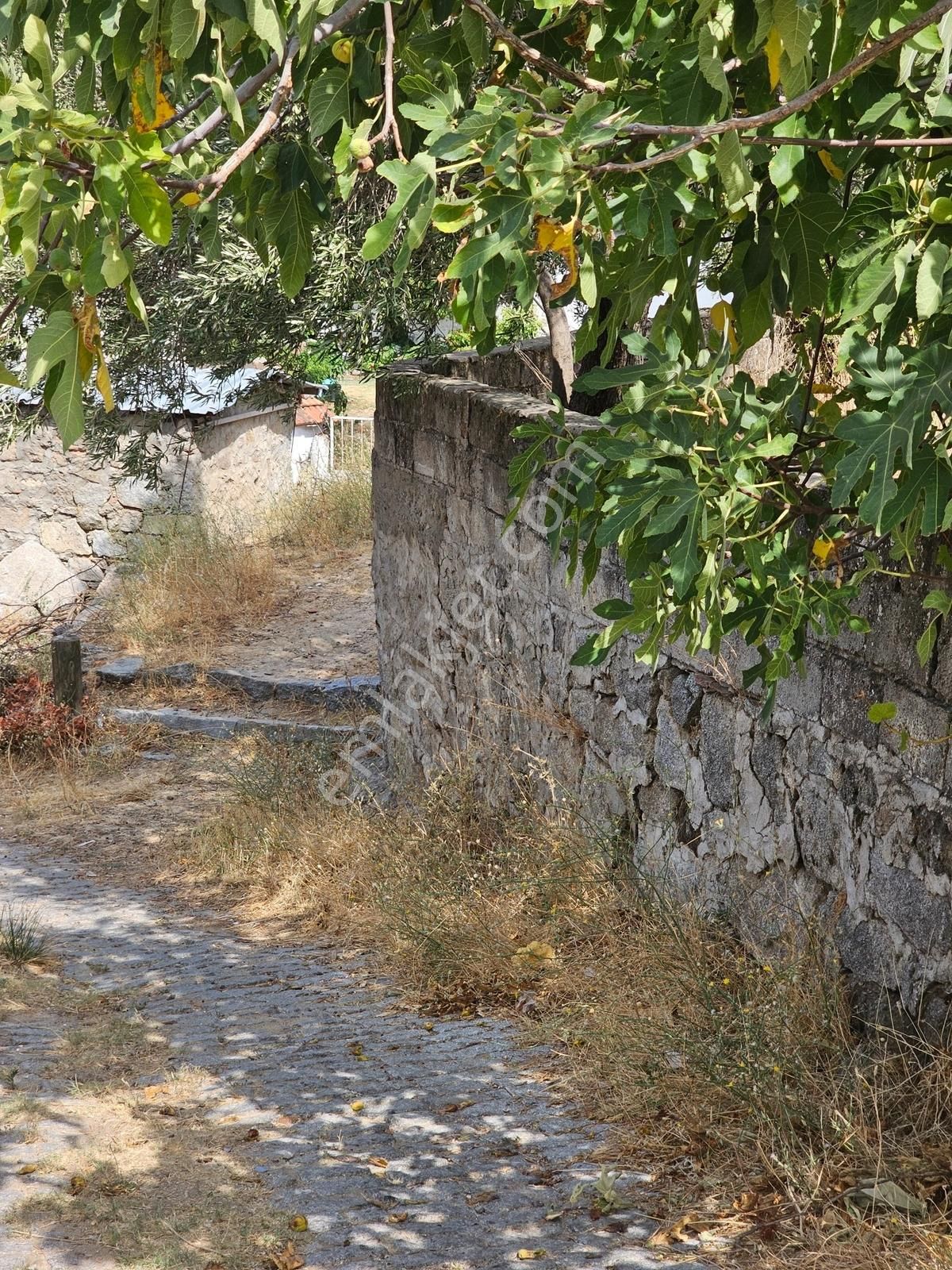 Kozak Çamavlu'da Tek Bahçede 2 Ev (388 M2) - Görsel 28