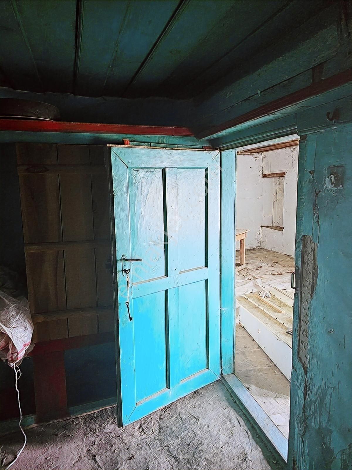 Kozak Çamavlu'da Tek Bahçede 2 Ev (388 M2) - Görsel 19