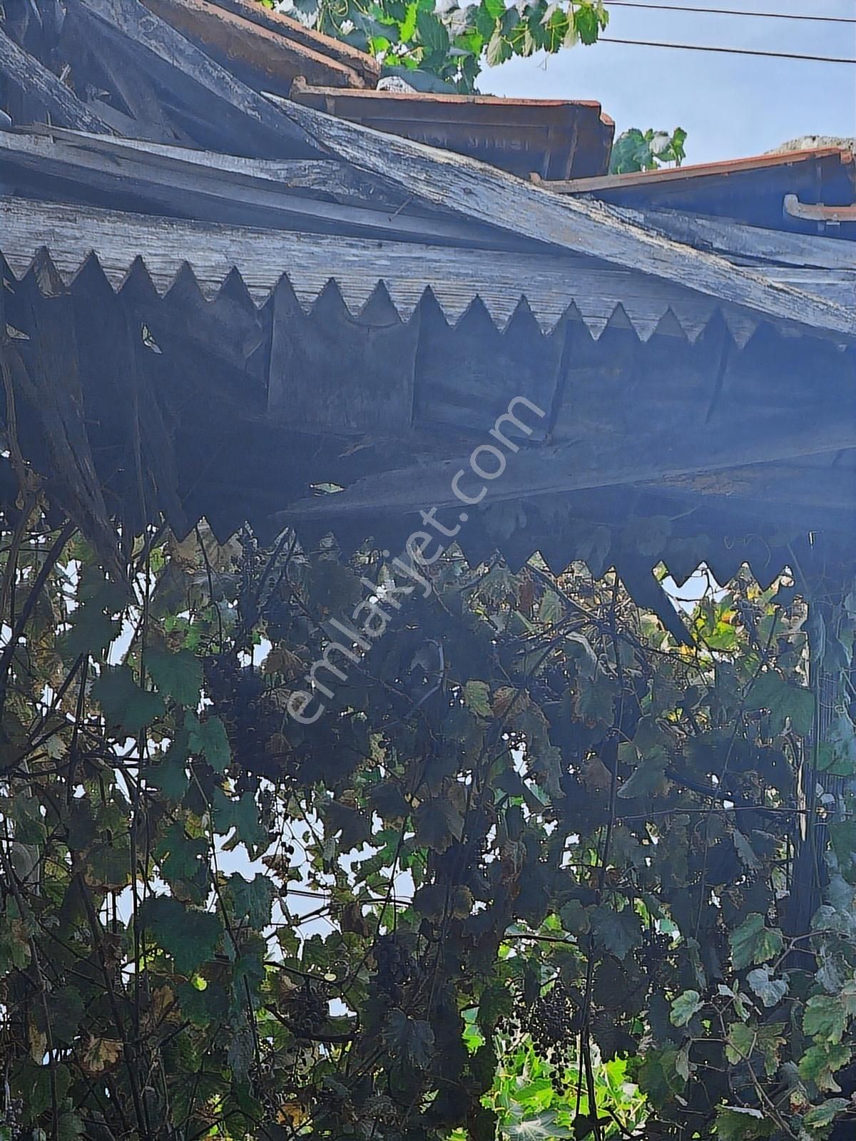 Kozak Çamavlu'da Tek Bahçede 2 Ev (388 M2) - Görsel 24