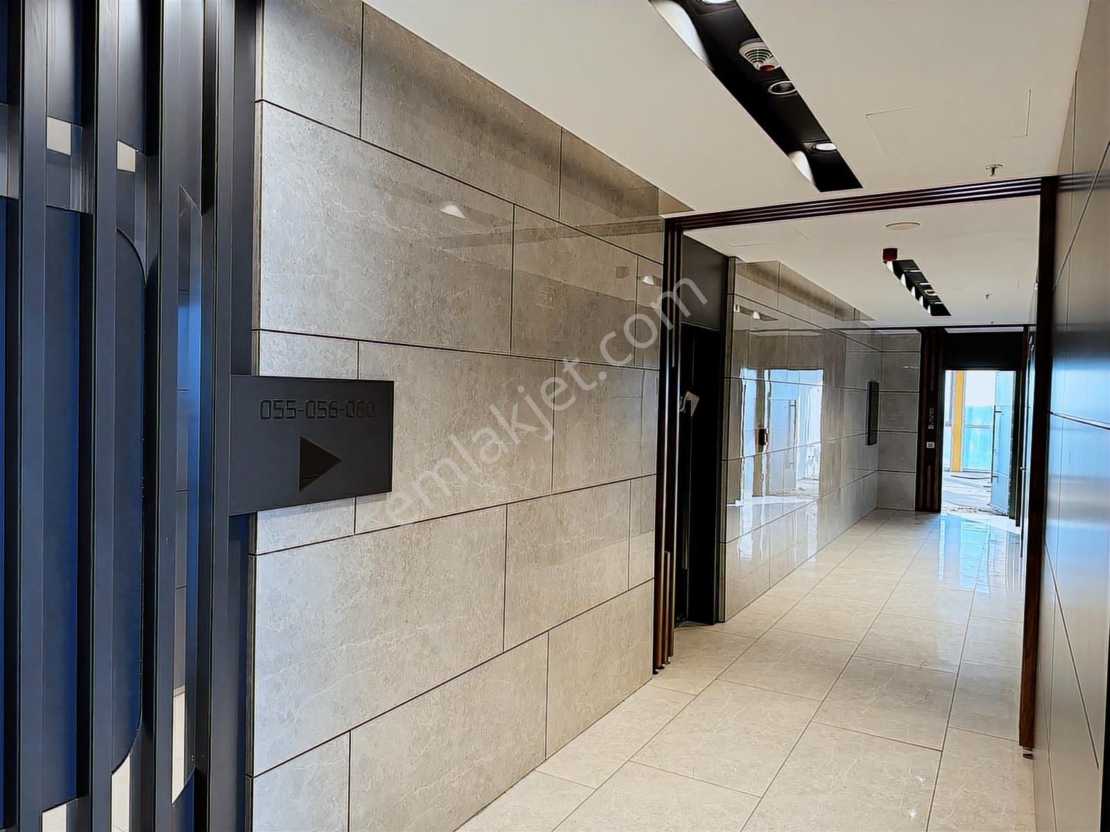 Coldwell Banker'den Malatyapark Plaza Da Kiralık Premıum Ofis - Görsel 13