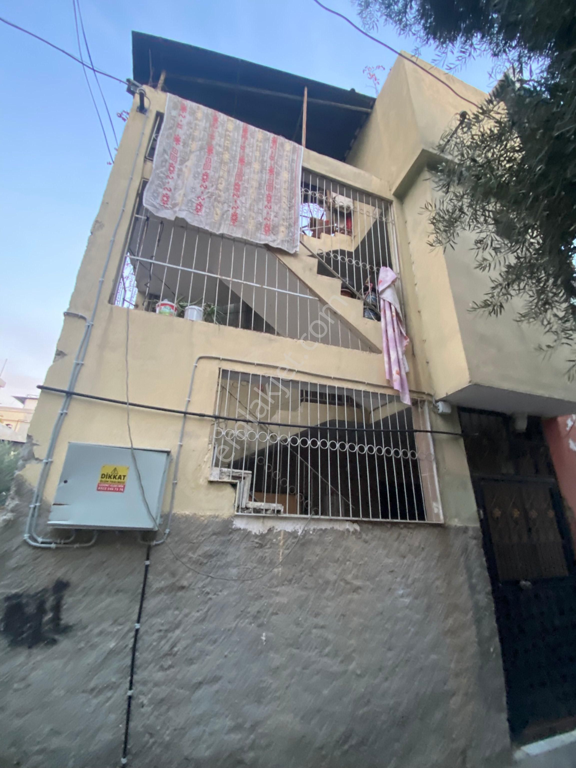 Yüreğır Karşıyaka’da Cazip Müstakil Ev