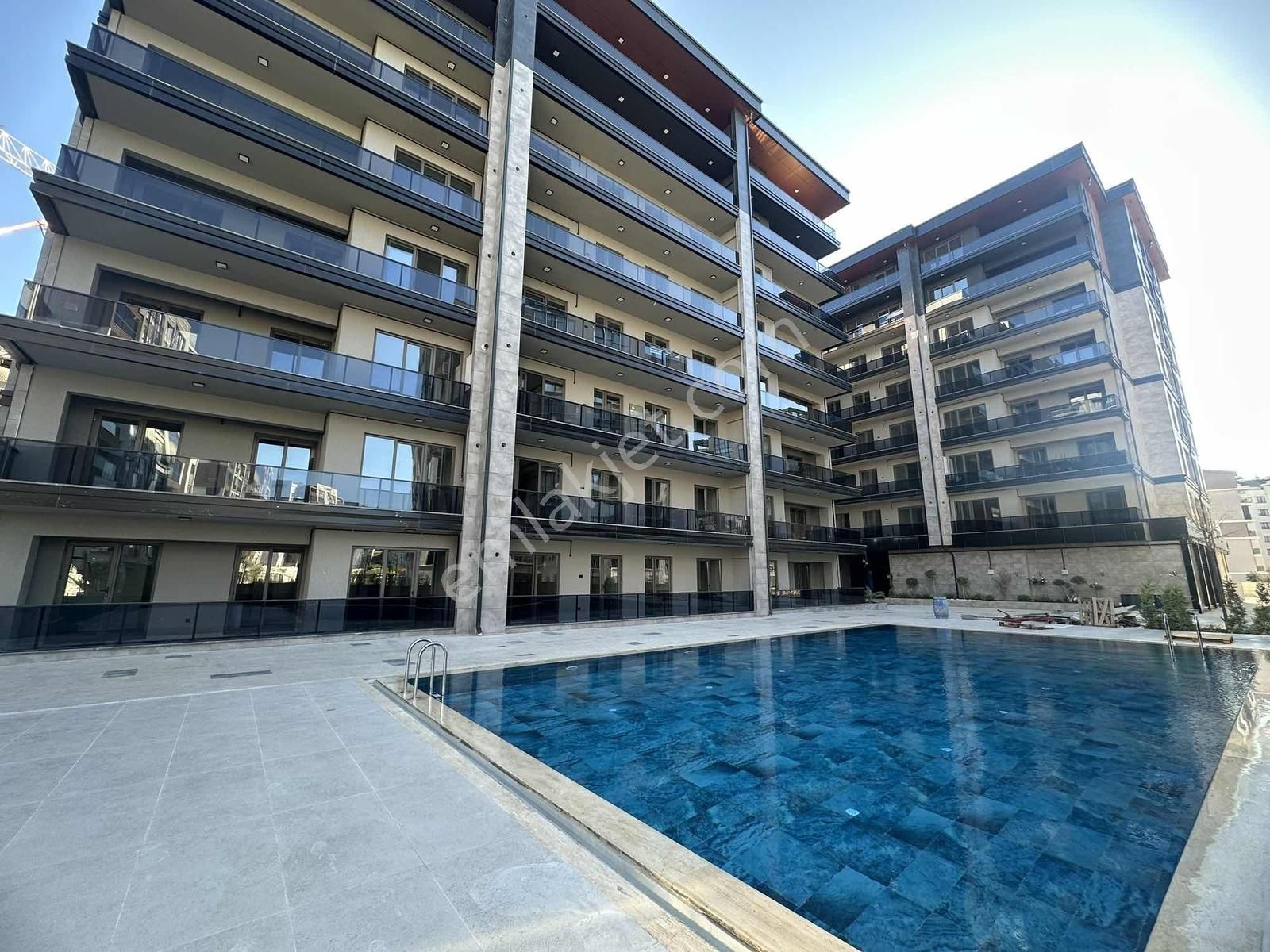 Balkan Evim Moda Ayrı Mutfak Kiralık 3+1 - Görsel 14