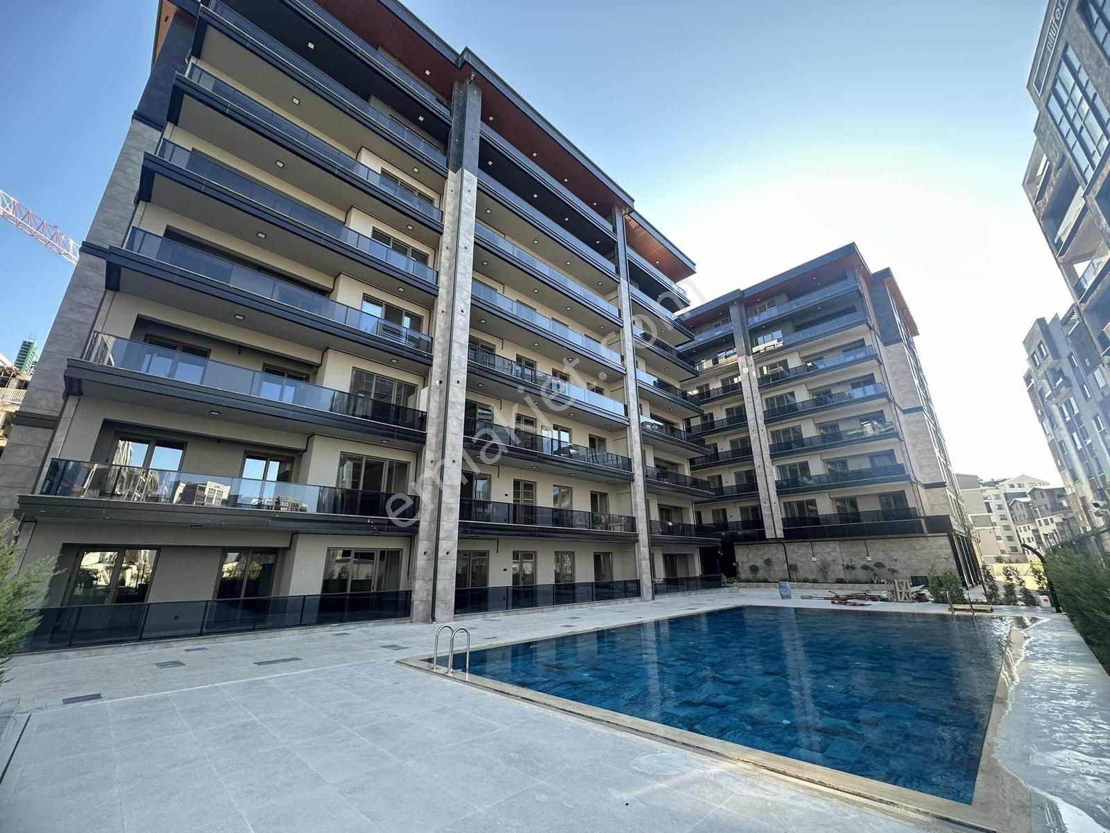 Balkan Evim Moda Ayrı Mutfak Kiralık 3+1 - Görsel 33