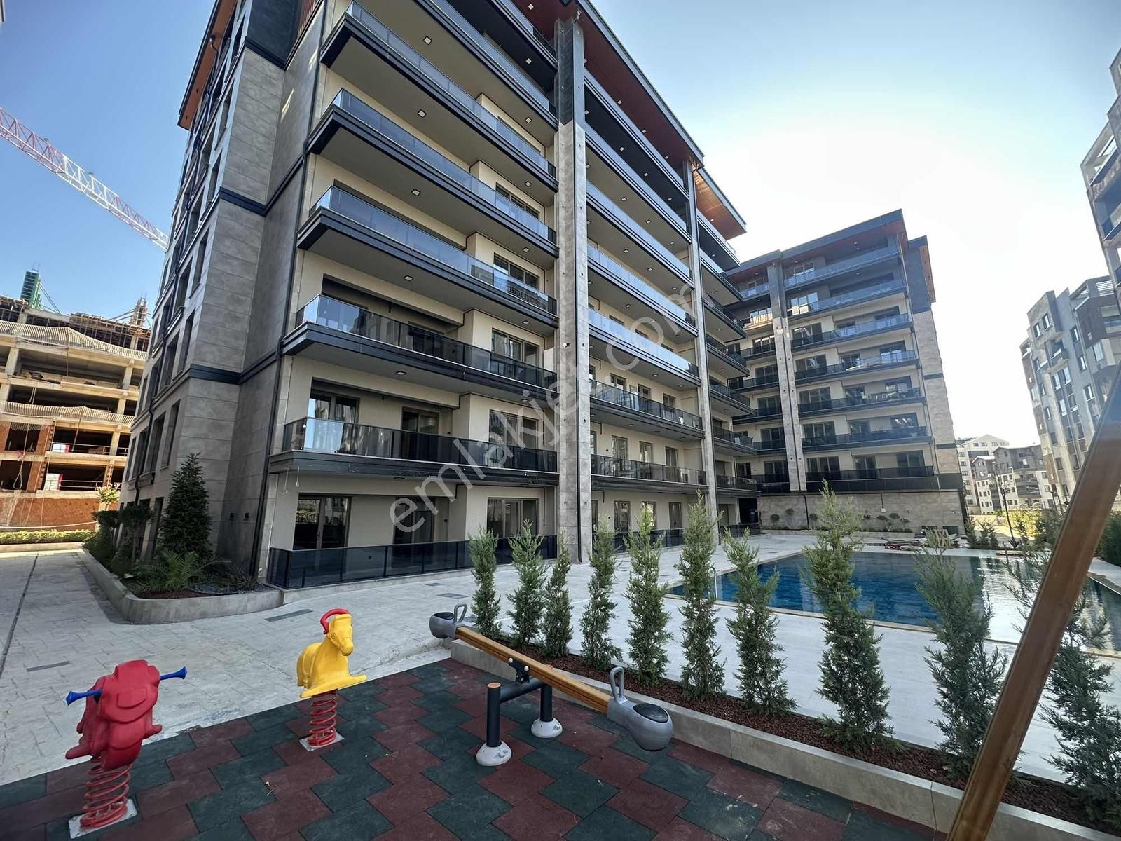 Balkan Evim Moda Ayrı Mutfak Kiralık 3+1