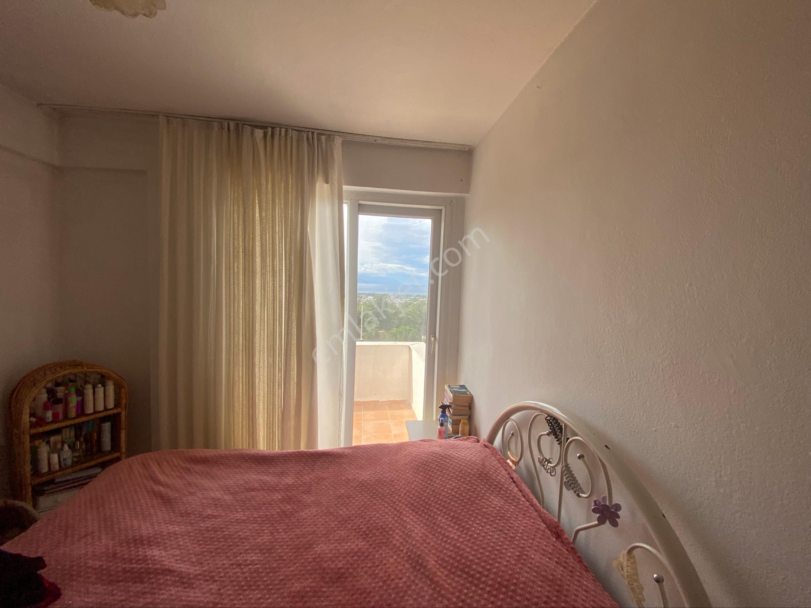 Arsa Fiyatına Panoramik Deniz Manzaralı 6+2 Yazlık - Görsel 11