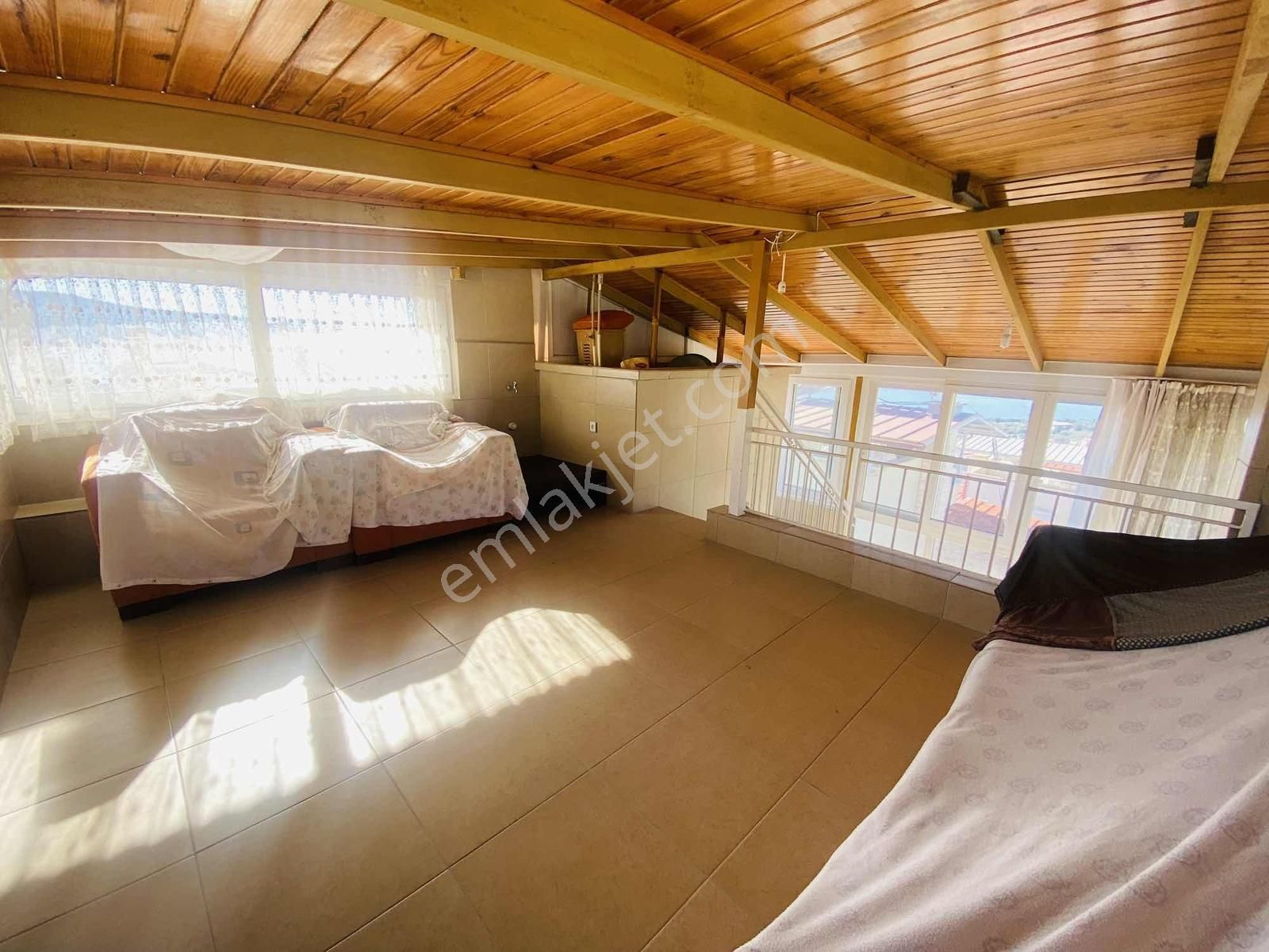 Denize Yürüme Mesafesinde Tam Müstakil Villa - Görsel 6