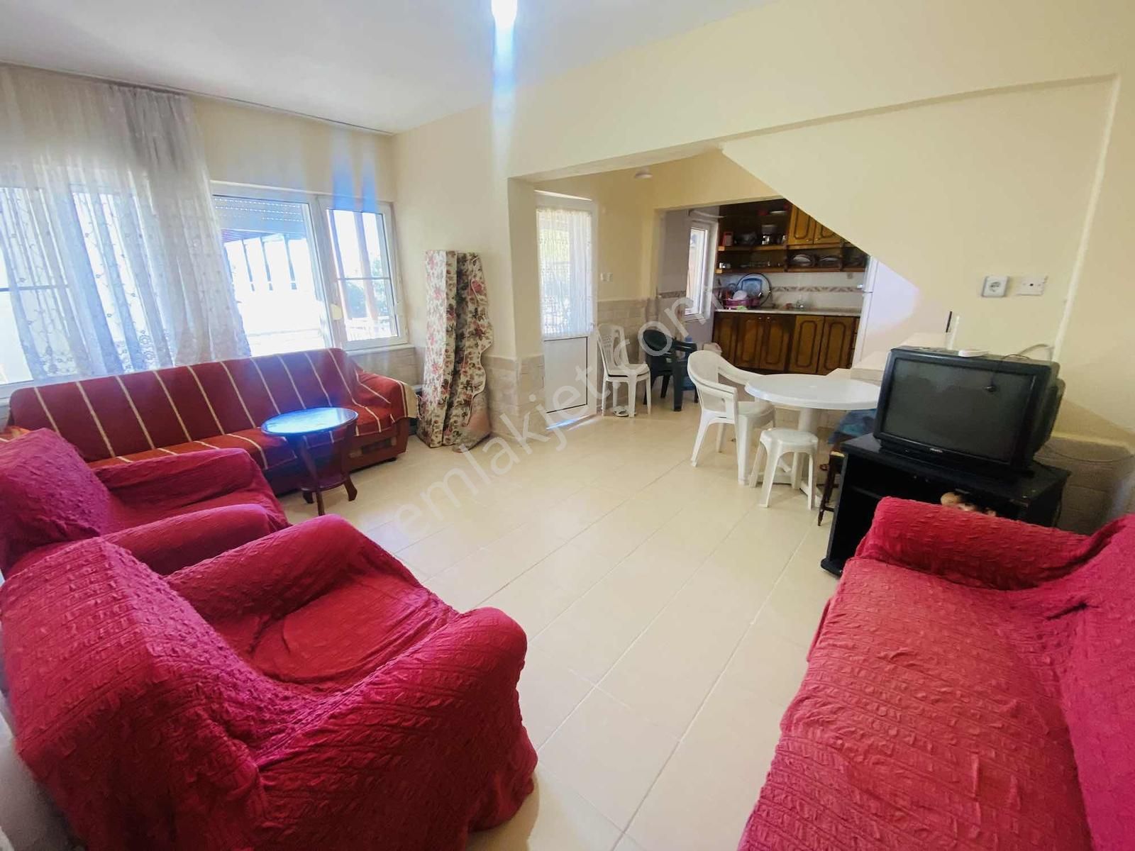 Denize Yürüme Mesafesinde Tam Müstakil Villa - Görsel 23