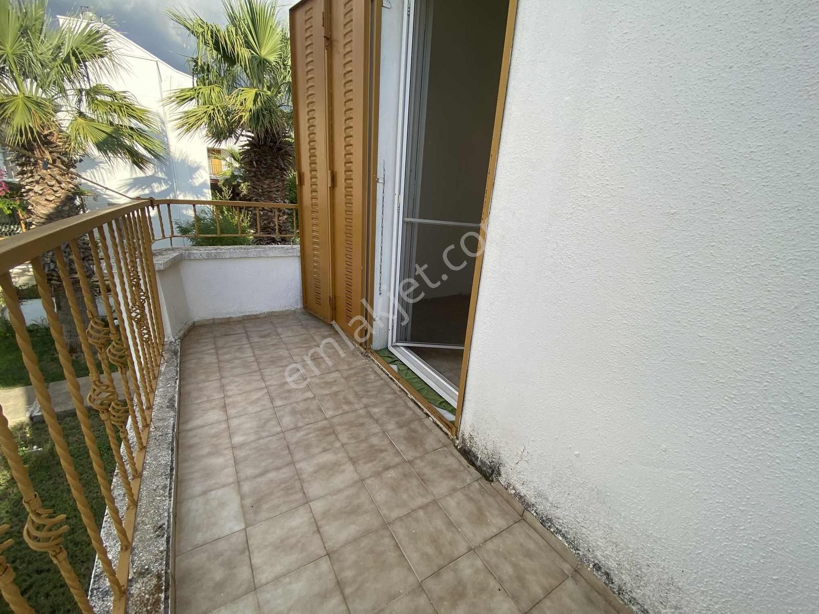 Denize 500m Mesafede 3+1 Tam Müstakil Villa - Görsel 28