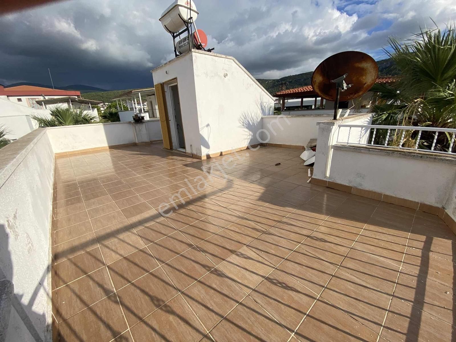 Denize 500m Mesafede 3+1 Tam Müstakil Villa - Görsel 10