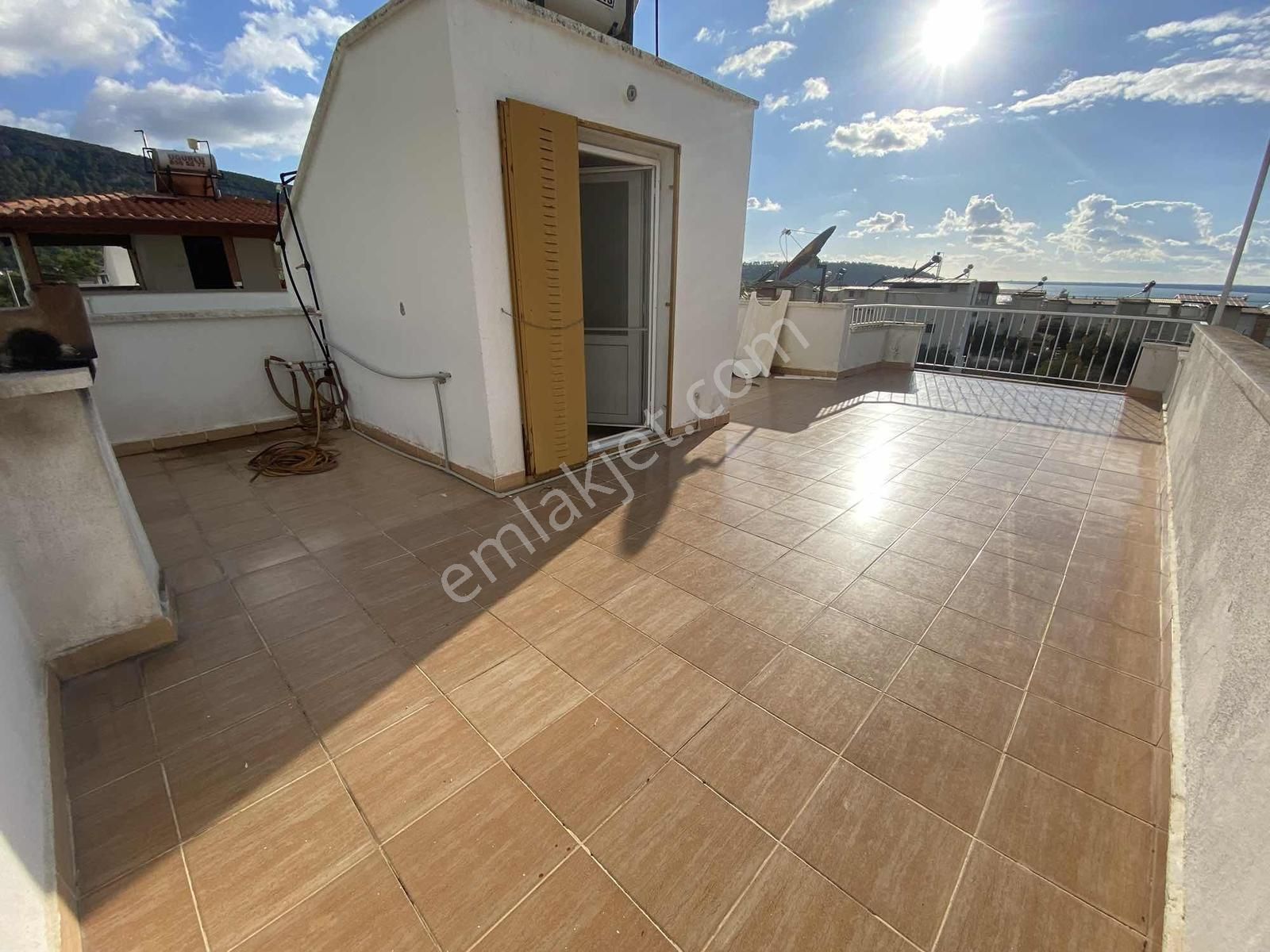 Denize 500m Mesafede 3+1 Tam Müstakil Villa - Görsel 11