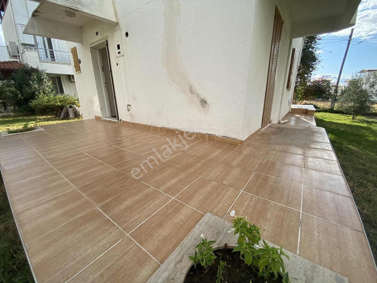 Denize 500m Mesafede 3+1 Tam Müstakil Villa - Görsel 13