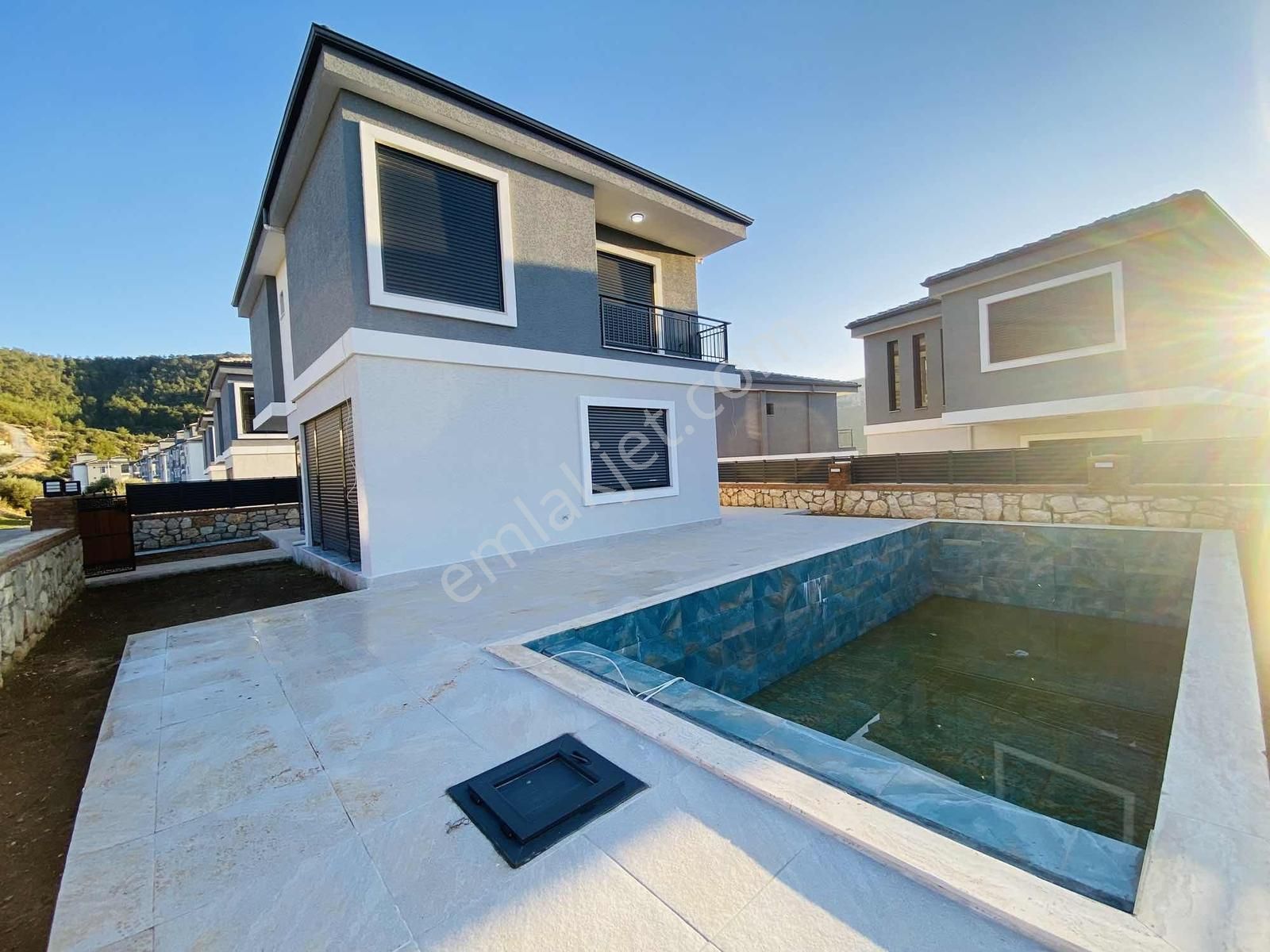 Didim Akbük'te 3+1 Tam Müstakil Havuzlu Villa - Görsel 18