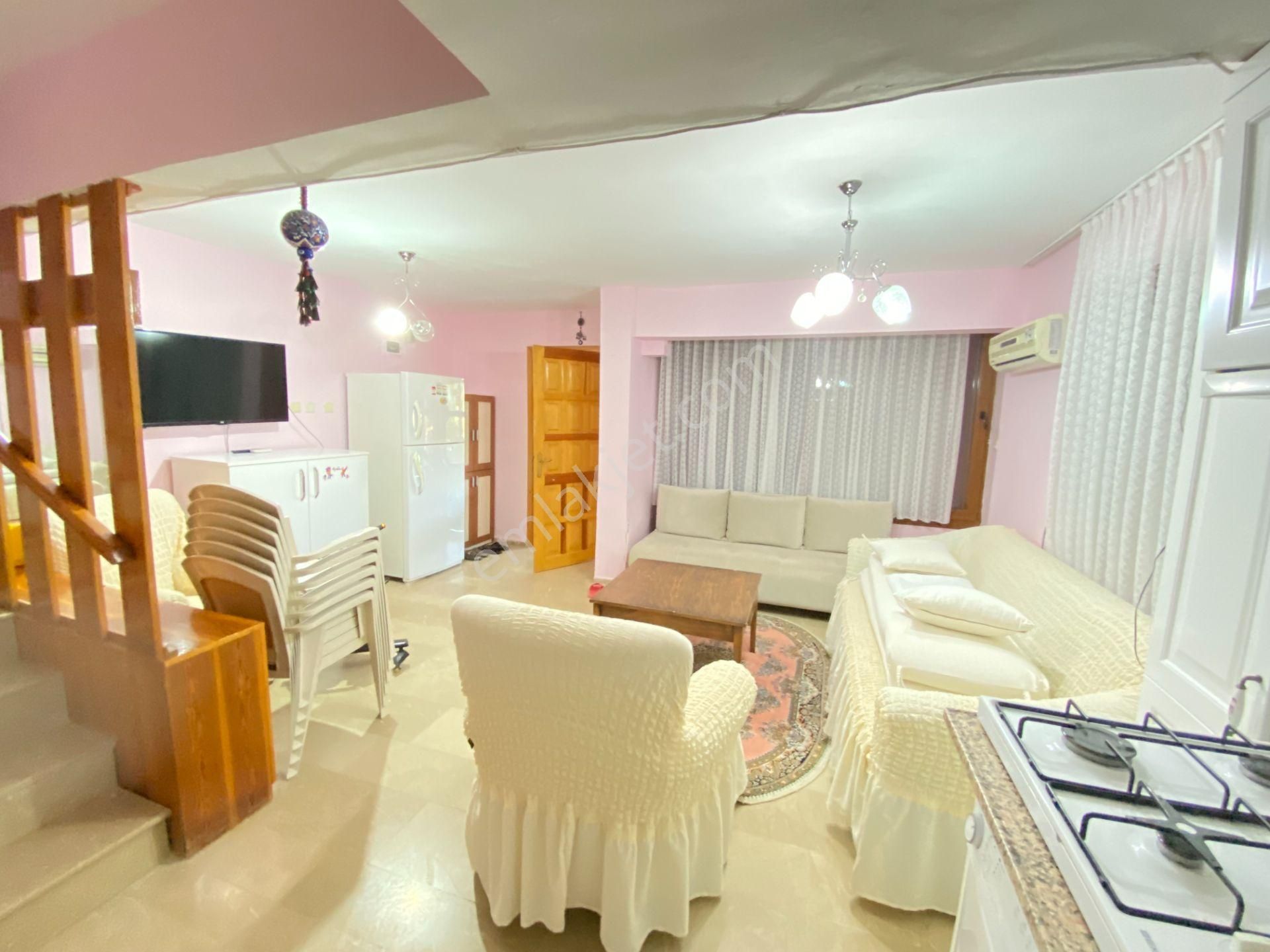 Seferihisar Doğanbey De Deniz Yakın Siteiçinde Satılık 4+1 Villa - Görsel 11