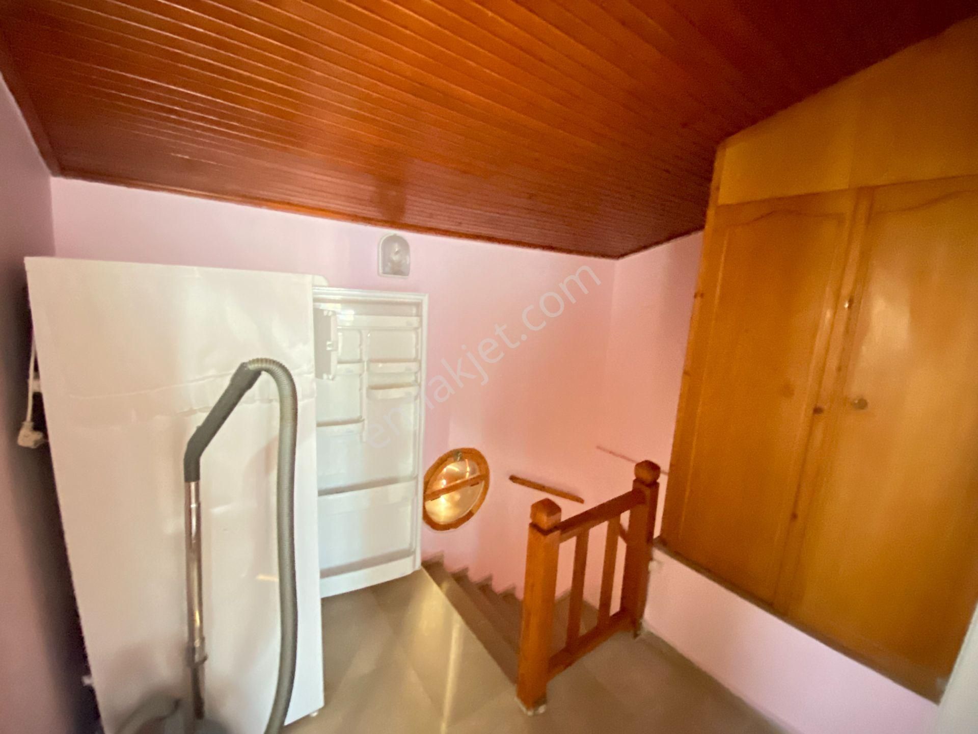 Seferihisar Doğanbey De Deniz Yakın Siteiçinde Satılık 4+1 Villa - Görsel 25