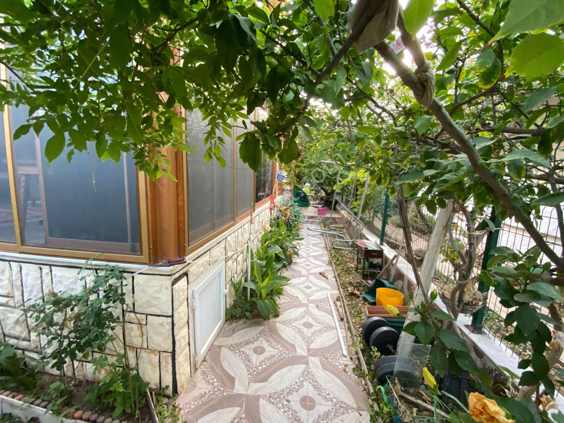 Seferihisar Doğanbey De Deniz Yakın Siteiçinde Satılık 4+1 Villa - Görsel 5