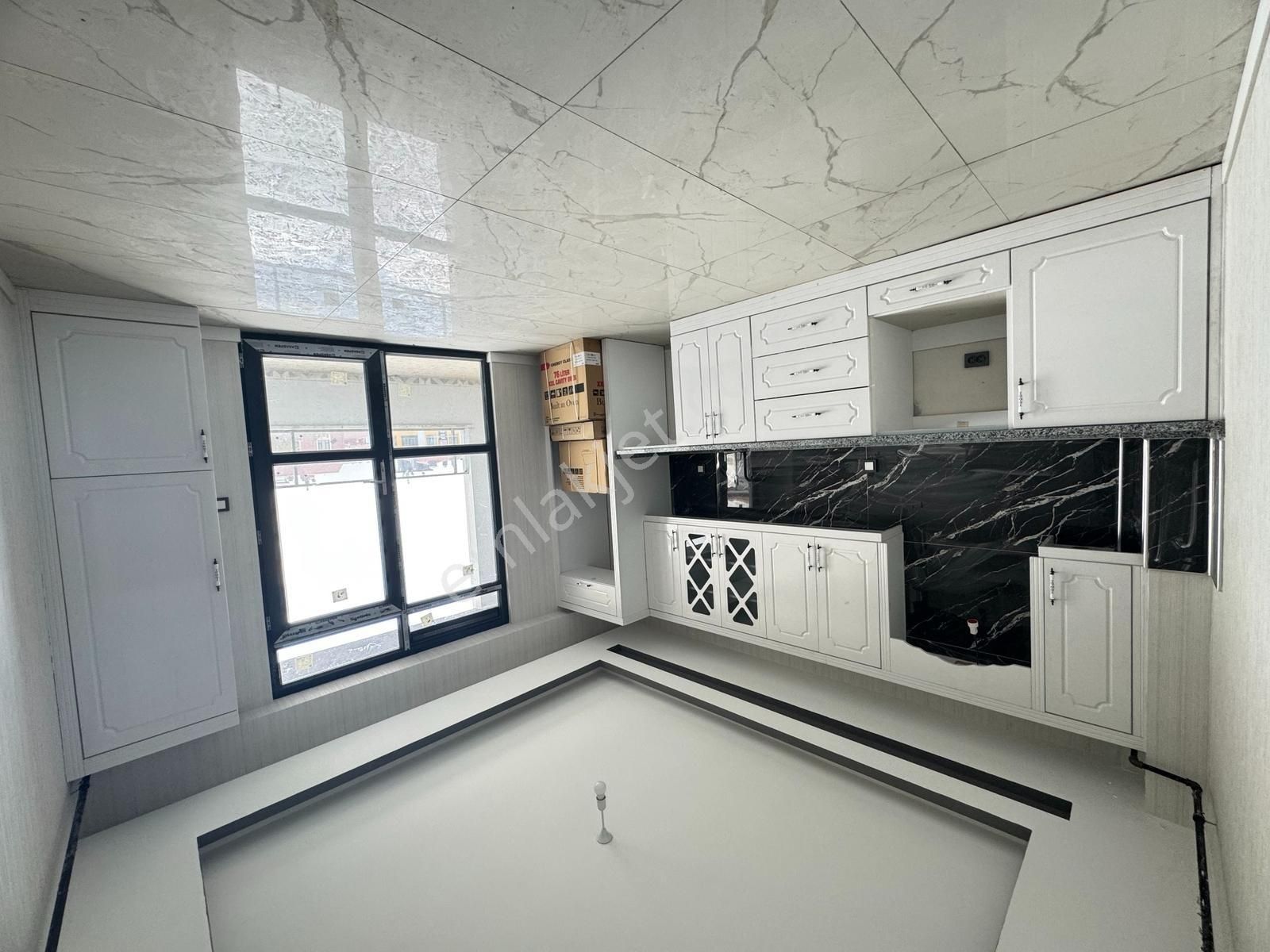 Selim Sultan Mahallesi Tuna Düğün Salonu Yakını Yeni Binada 4+1 - Görsel 7